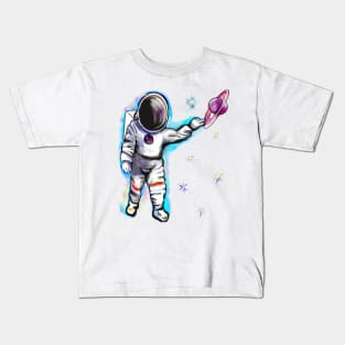 Astronaut in space reaching for the stars - cute Cavoodle, Cavapoo, Cavalier King Charles Spaniel Kids T-Shirt